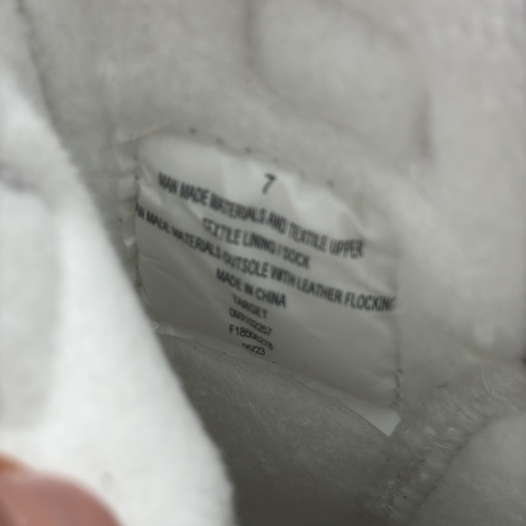 NWT Cat & Jack Purple Winter Boots Toddler Size 7 - Picture 10 of 17